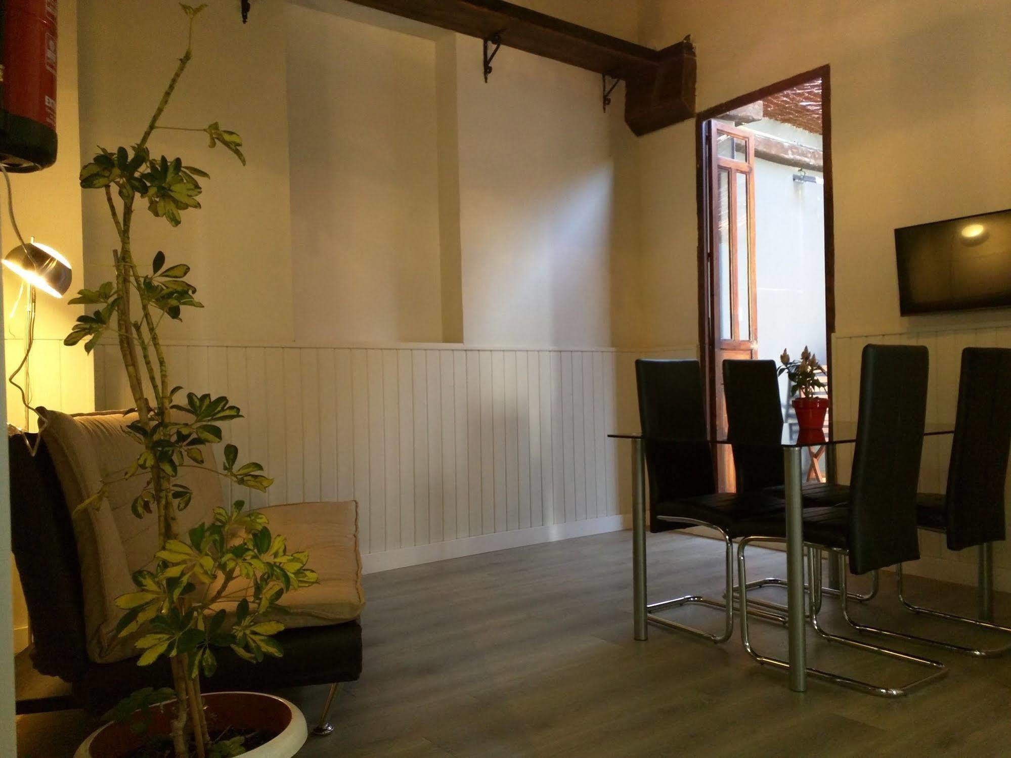 Nwt Paradise Urban Hostel Аліканте Екстер'єр фото