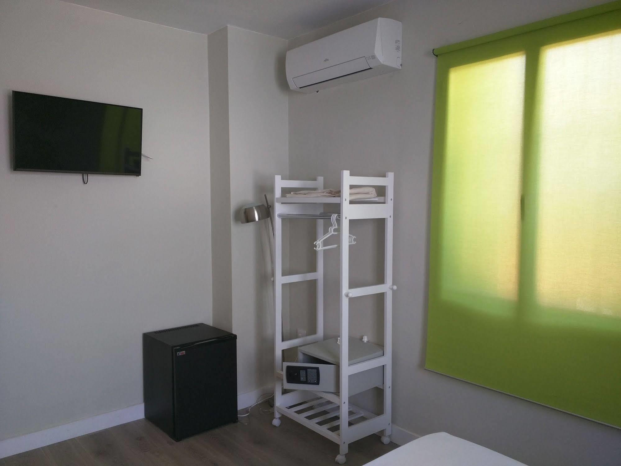Nwt Paradise Urban Hostel Аліканте Екстер'єр фото